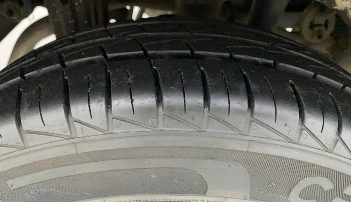 2019 Maruti Alto LXI, Petrol, Manual, 10,180 km, Right Rear Tyre Tread