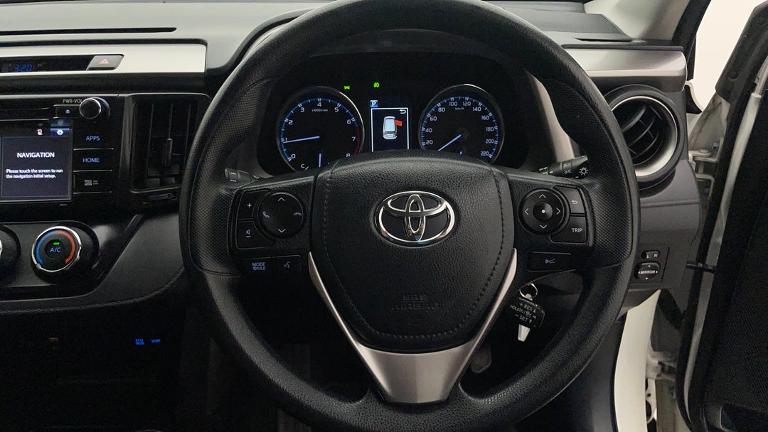 2018 Toyota RAV4 Gx (4x4), Automatic, 106869 km, Steering Wheel Close-up