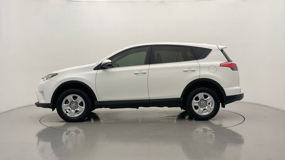 2018 Toyota RAV4 Gx (4x4), Automatic, 106869 km, Left Side View