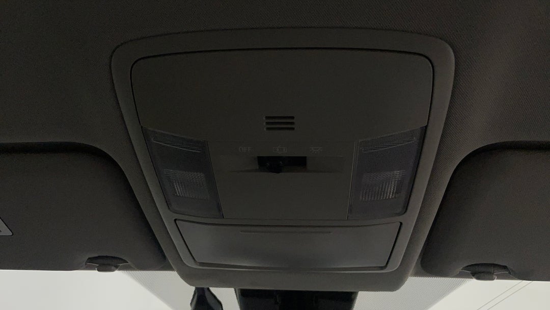 2018 Toyota RAV4 Gx (4x4), Automatic, 106869 km, On-Roof Controls/Sunglass holder