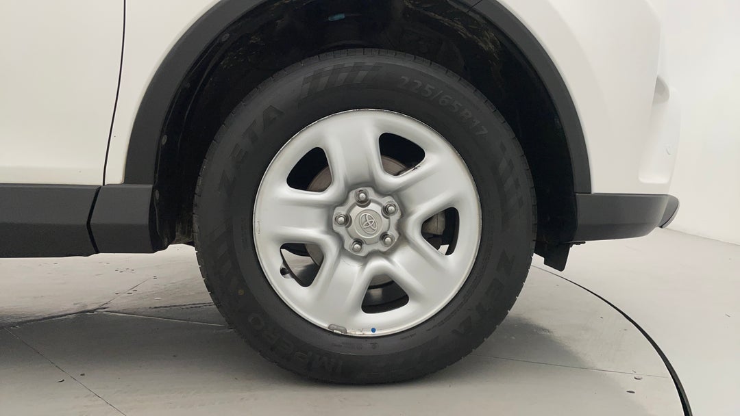 2018 Toyota RAV4 Gx (4x4), Automatic, 106869 km, Right Front Wheel