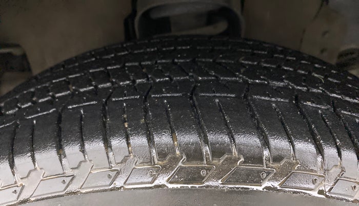 2019 Mahindra Scorpio S9, Diesel, Manual, 89,041 km, Left Front Tyre Tread