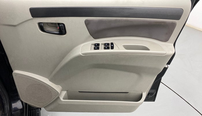 2019 Mahindra Scorpio S9, Diesel, Manual, 89,041 km, Driver Side Door Panels Control