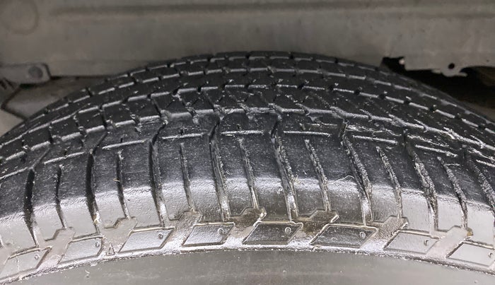 2019 Mahindra Scorpio S9, Diesel, Manual, 89,041 km, Left Rear Tyre Tread