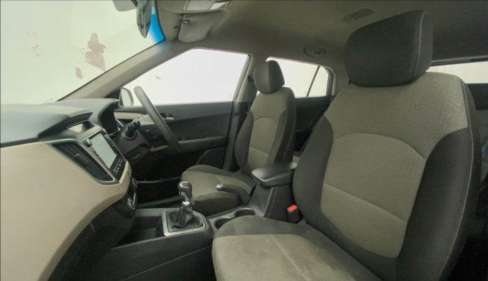 2016 Hyundai Creta SX PLUS 1.6 PETROL, Petrol, Manual, 1,18,694 km, Right Side Front Door Cabin