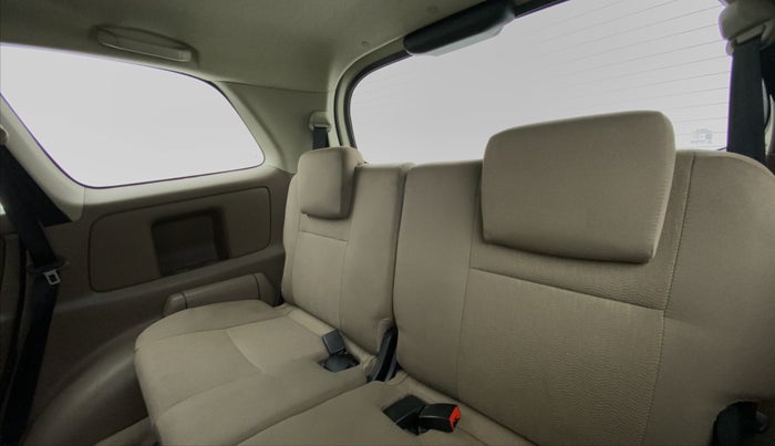 2015 Toyota Innova 2.5 VX 7 STR BS IV, Diesel, Manual, 89,358 km, Third Seat Row