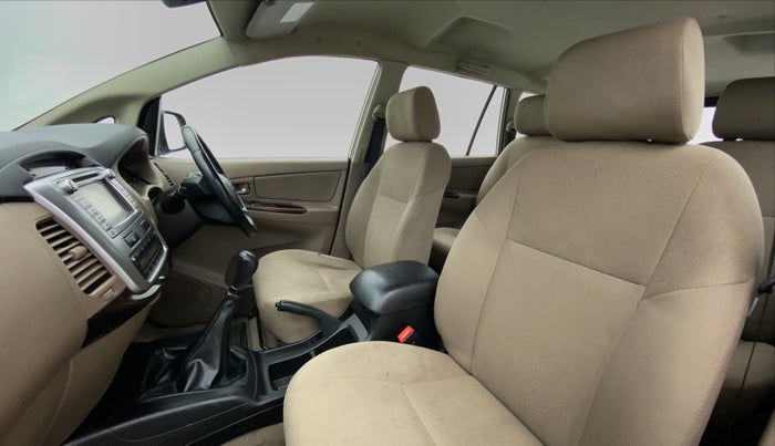 2015 Toyota Innova 2.5 VX 7 STR BS IV, Diesel, Manual, 89,358 km, Right Side Front Door Cabin View