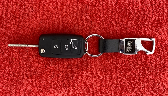 2013 Volkswagen Polo HIGHLINE1.2L, Petrol, Manual, 79,701 km, Key Close Up