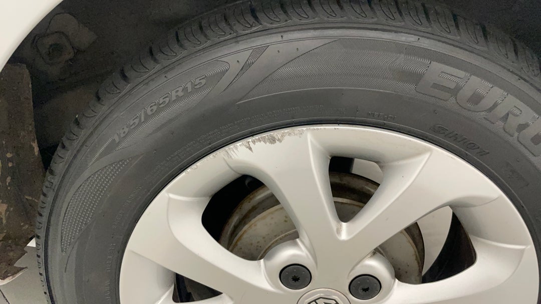 Wheels Rim Rear LHS Scuff