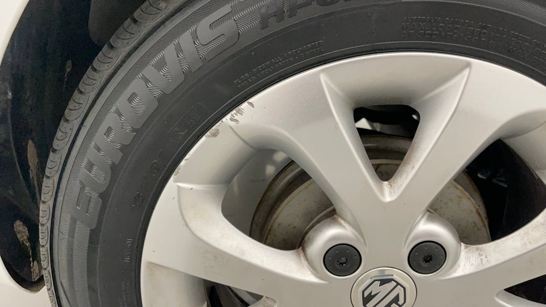 Wheels Rim Rear RHS Scuff