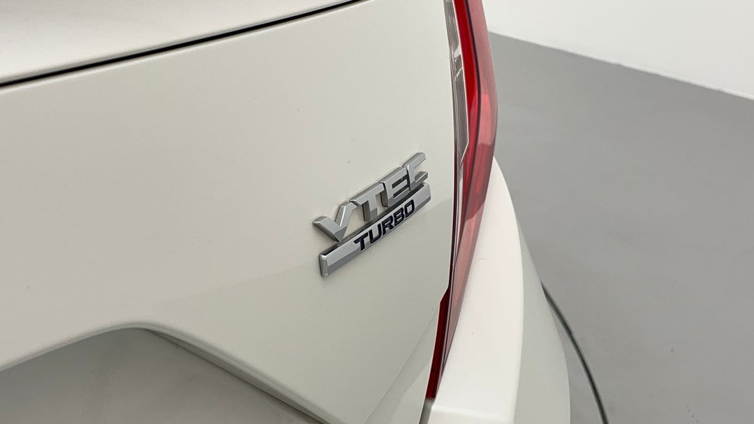 Badge (Boot Right Side)