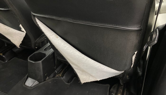 2019 Maruti IGNIS DELTA 1.2, Petrol, Manual, 66,900 km, Driver seat - Cover slightly torn