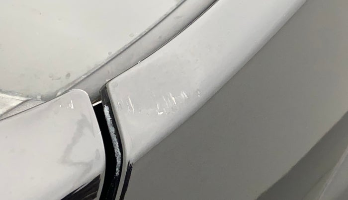 2012 Hyundai Verna FLUIDIC 1.6 VTVT SX, Petrol, Manual, 60,226 km, Left A pillar - Minor scratches