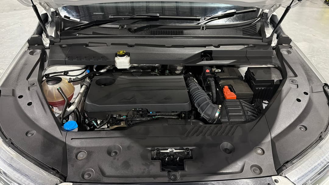 2025 Chery Tiggo 8 Pro Max Ultimate AWD, Automatic, 18337 km, Open Bonnet (Engine)