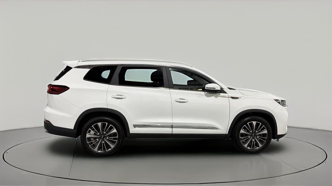 2025 Chery Tiggo 8 Pro Max Ultimate AWD, Automatic, 18337 km, Right Side View