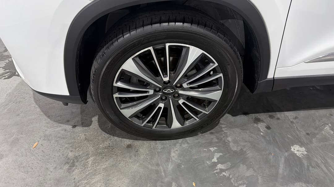 2025 Chery Tiggo 8 Pro Max Ultimate AWD, Automatic, 18337 km, Left Front Wheel