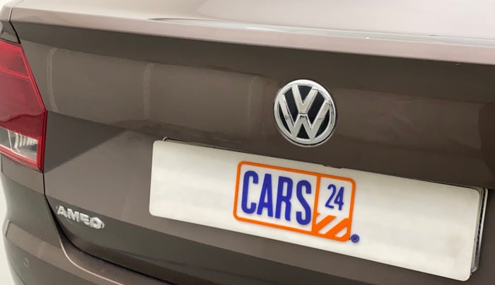 2018 Volkswagen Ameo HIGHLINE PLUS 1.0L 16 ALLOY, Petrol, Manual, 26,815 km, Dicky (Boot door) - Slightly dented