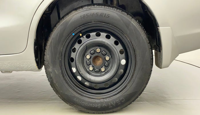 2014 Maruti Ertiga VXI ABS, Petrol, Manual, 50,906 km, Left Rear Wheel