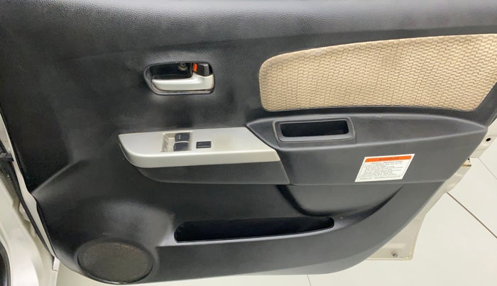 2018 Maruti Wagon R 1.0 LXI CNG, CNG, Manual, 78,223 km, Driver Side Door Panels Control