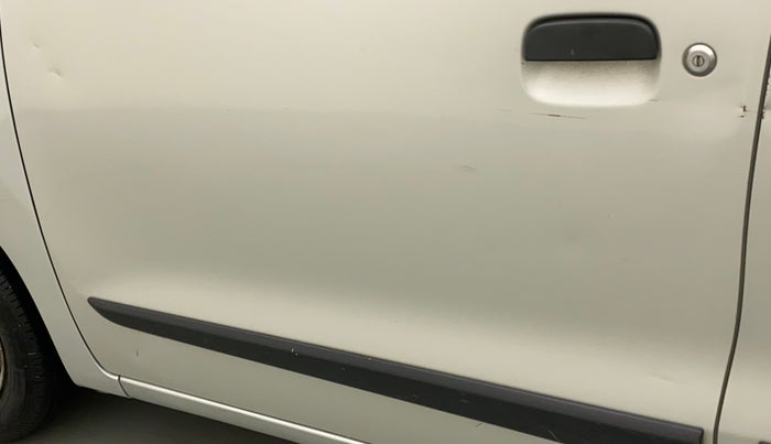 2018 Maruti Wagon R 1.0 LXI CNG, CNG, Manual, 78,223 km, Front passenger door - Minor scratches