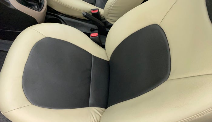 2015 Hyundai Grand i10 ASTA 1.2 KAPPA VTVT, Petrol, Manual, 72,907 km, Front left seat (passenger seat) - Cover slightly stained