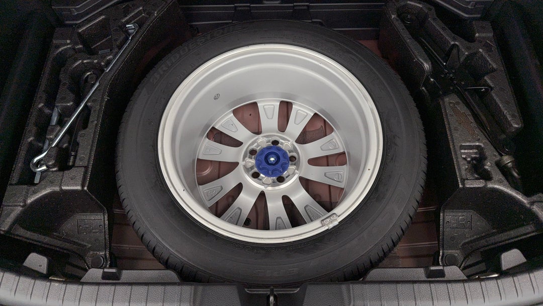 2024 Toyota Corolla Ascent Sport, Automatic, 14374 km, Spare Wheel