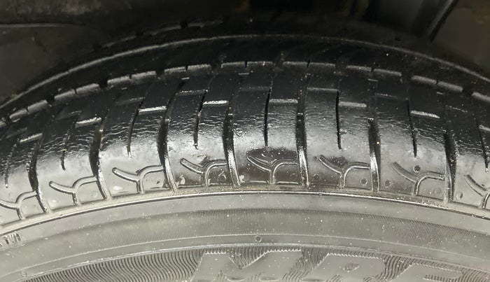 2018 Hyundai NEW SANTRO ASTA 1.1 MT, Petrol, Manual, 19,563 km, Left Rear Tyre Tread