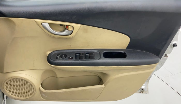 2014 Honda Brio 1.2 VX MT I VTEC, Petrol, Manual, 51,046 km, Driver Side Door Panels Control