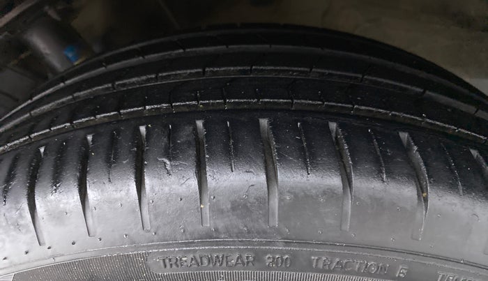 2019 Maruti Baleno ZETA PETROL 1.2, Petrol, Manual, 31,320 km, Left Front Tyre Tread