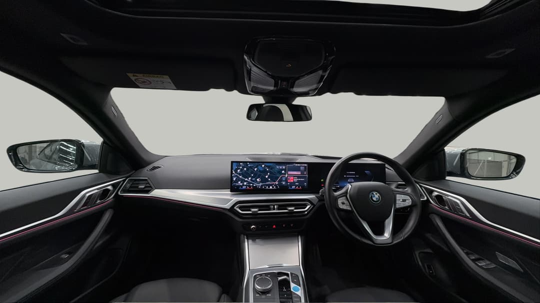 2023 BMW I4 Edrive35 Gran Coupe, Automatic, 15034 km, Dashboard View