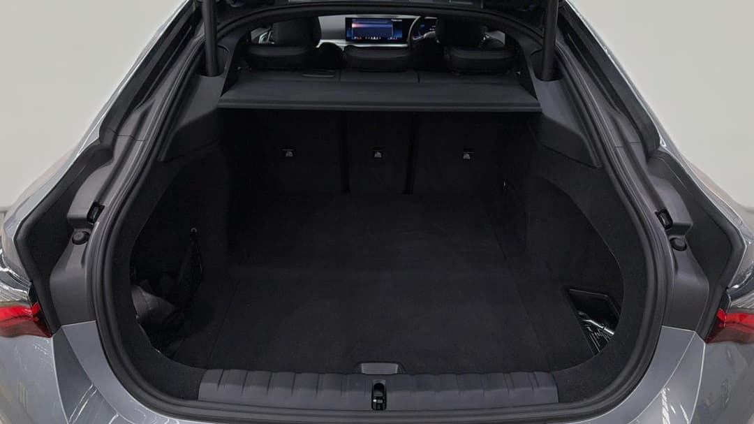 2023 BMW I4 Edrive35 Gran Coupe, Automatic, 15034 km, Boot Inside View
