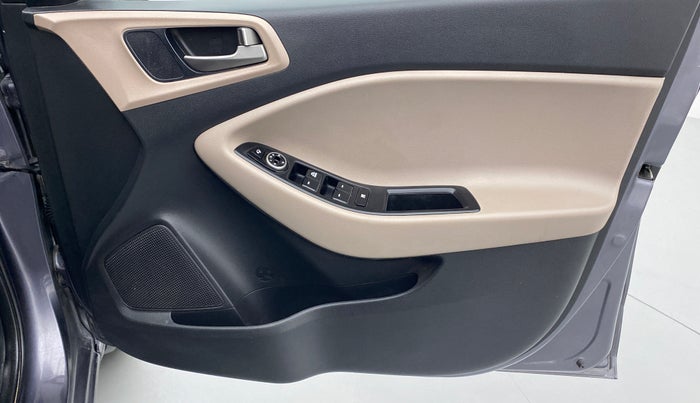 2017 Hyundai Elite i20 SPORTZ 1.4, Diesel, Manual, 43,470 km, Driver Side Door Panels Control