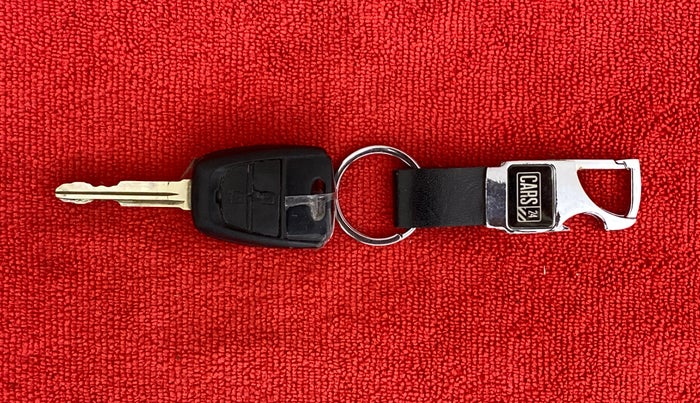 2018 Hyundai Grand i10 SPORTZ U2 1.2 CRDI, Diesel, Manual, 88,579 km, Key Close Up
