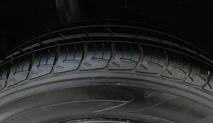2018 Maruti Baleno DELTA 1.2 K12, Petrol, Manual, 17,515 km, Right Rear Tyre Tread