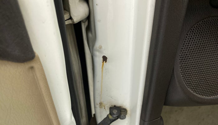 2012 Hyundai Santro Xing GL PLUS, Petrol, Manual, 80,727 km, Left A pillar - Slightly dented