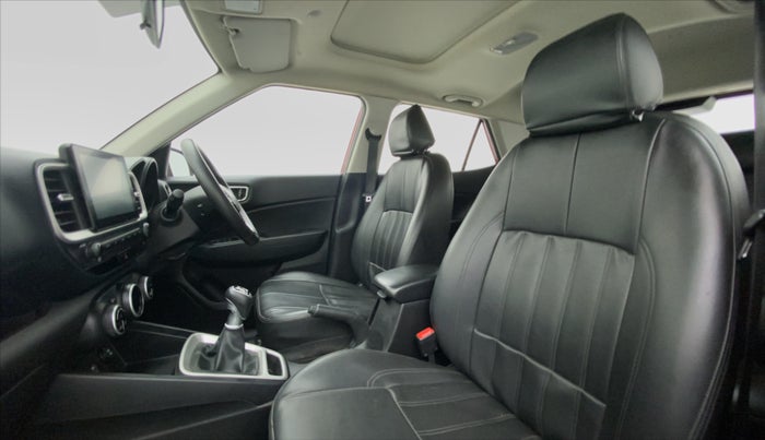 2019 Hyundai VENUE 1.0L Turbo GDI SX MT, Petrol, Manual, 16,104 km, Right Side Front Door Cabin