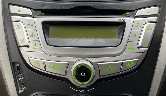 2014 Hyundai Eon ERA +, Petrol, Manual, 73,005 km, Infotainment system - Music system not functional