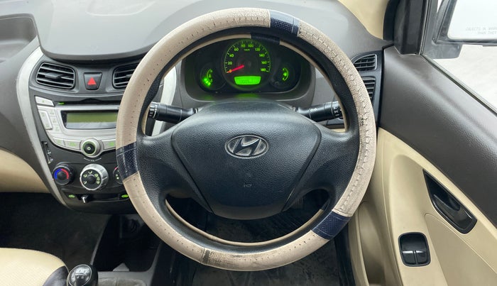 2014 Hyundai Eon ERA +, Petrol, Manual, 73,005 km, Steering Wheel Close Up