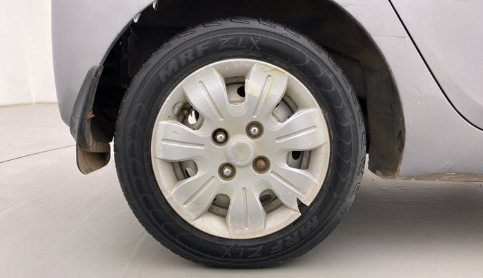 2014 Hyundai Eon ERA +, Petrol, Manual, 73,005 km, Right Rear Wheel