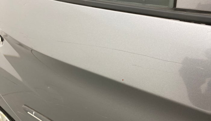 2014 Hyundai Eon ERA +, Petrol, Manual, 73,005 km, Right rear door - Minor scratches