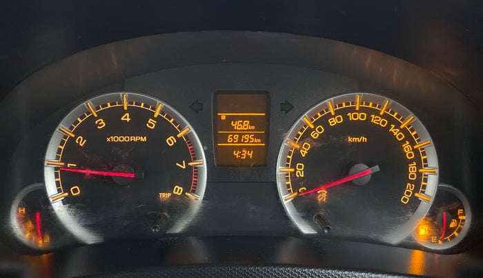 2016 Maruti Swift VXI D, Petrol, Manual, 69,181 km, Odometer Image