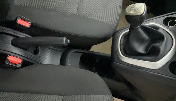2019 Datsun Go T, Petrol, Manual, 44,308 km, Gear Lever