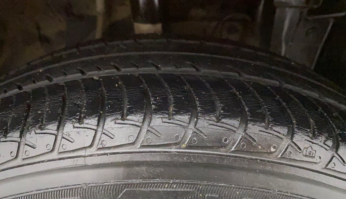 2019 Datsun Go T, Petrol, Manual, 44,308 km, Right Front Tyre Tread