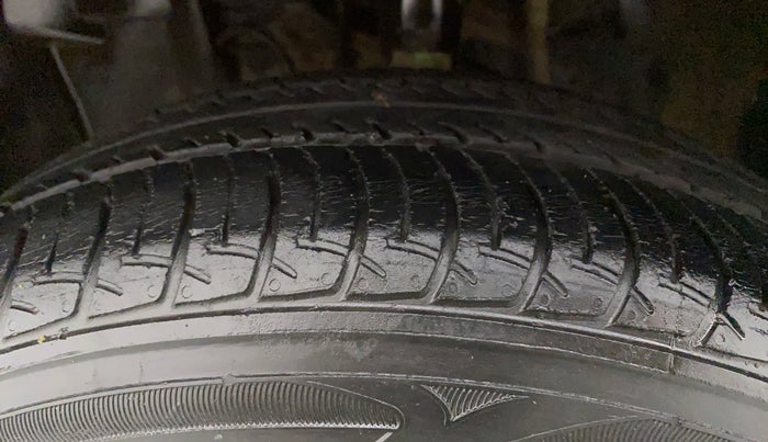 2019 Datsun Go T, Petrol, Manual, 44,308 km, Left Front Tyre Tread