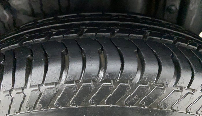 2014 Maruti Swift Dzire VXI 1.2 BS IV, Petrol, Manual, 73,614 km, Left Rear Tyre Tread