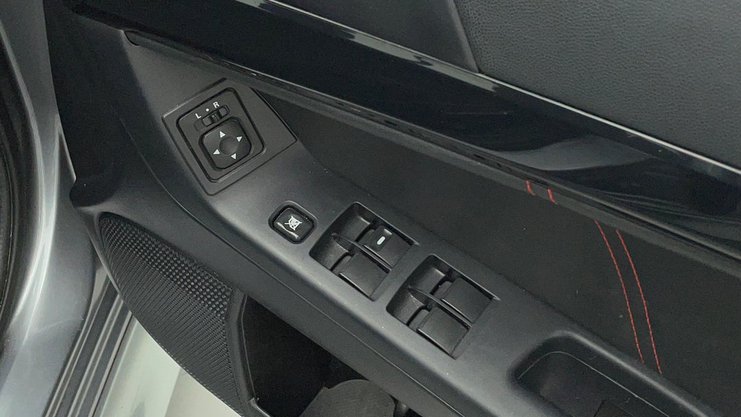 2017 Mitsubishi Lancer Black Edition (es), Automatic, 91289 km, Drivers Side Door Panel Controls