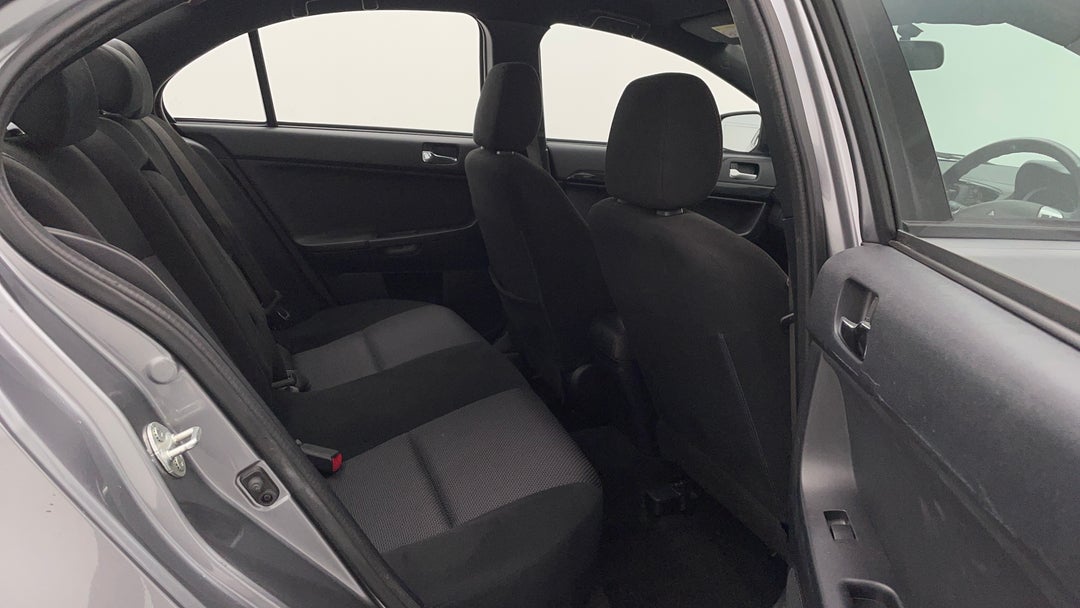 2017 Mitsubishi Lancer Black Edition (es), Automatic, 91289 km, Right Side Rear Door Cabin View