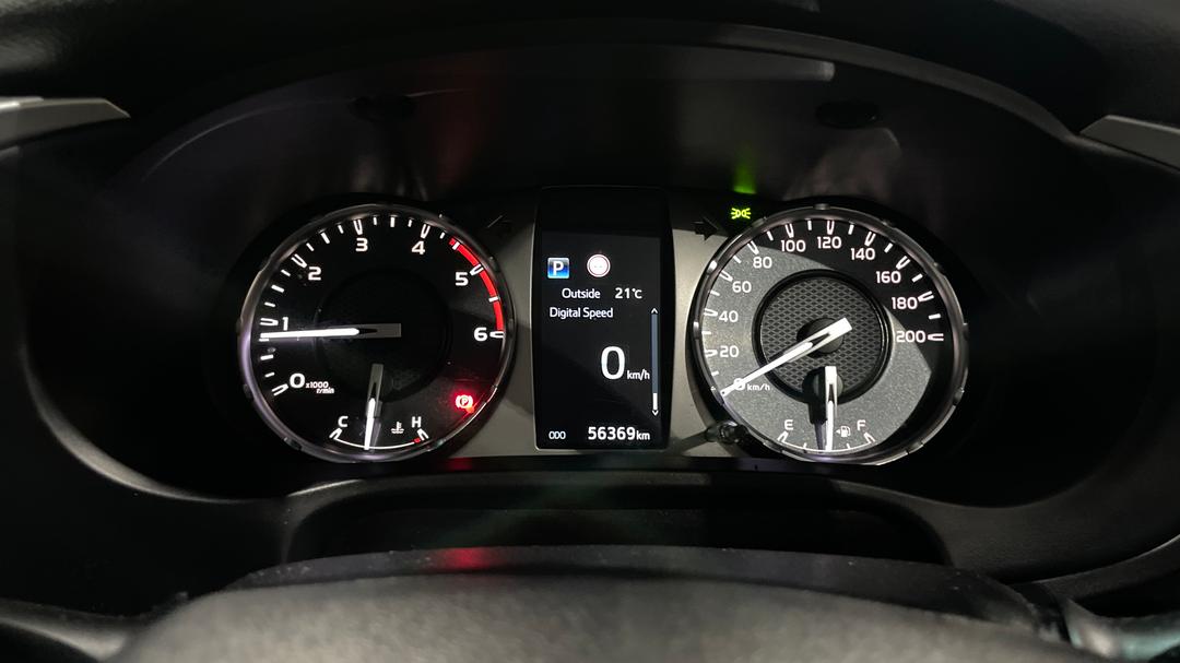 2021 Toyota Hilux Sr5 (4x4), Automatic, 56369 km, Odometer View