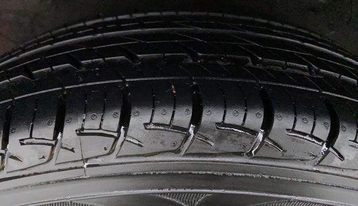 2010 Hyundai i20 SPORTZ 1.2 O, Petrol, Manual, 13,924 km, Right Rear Tyre Tread
