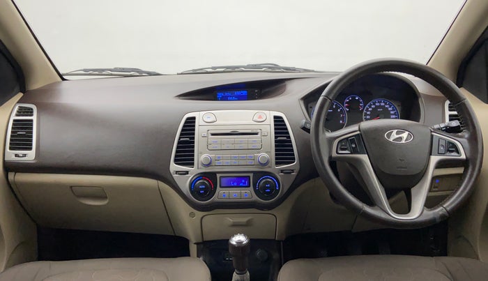 2010 Hyundai i20 SPORTZ 1.2 O, Petrol, Manual, 13,924 km, Dashboard